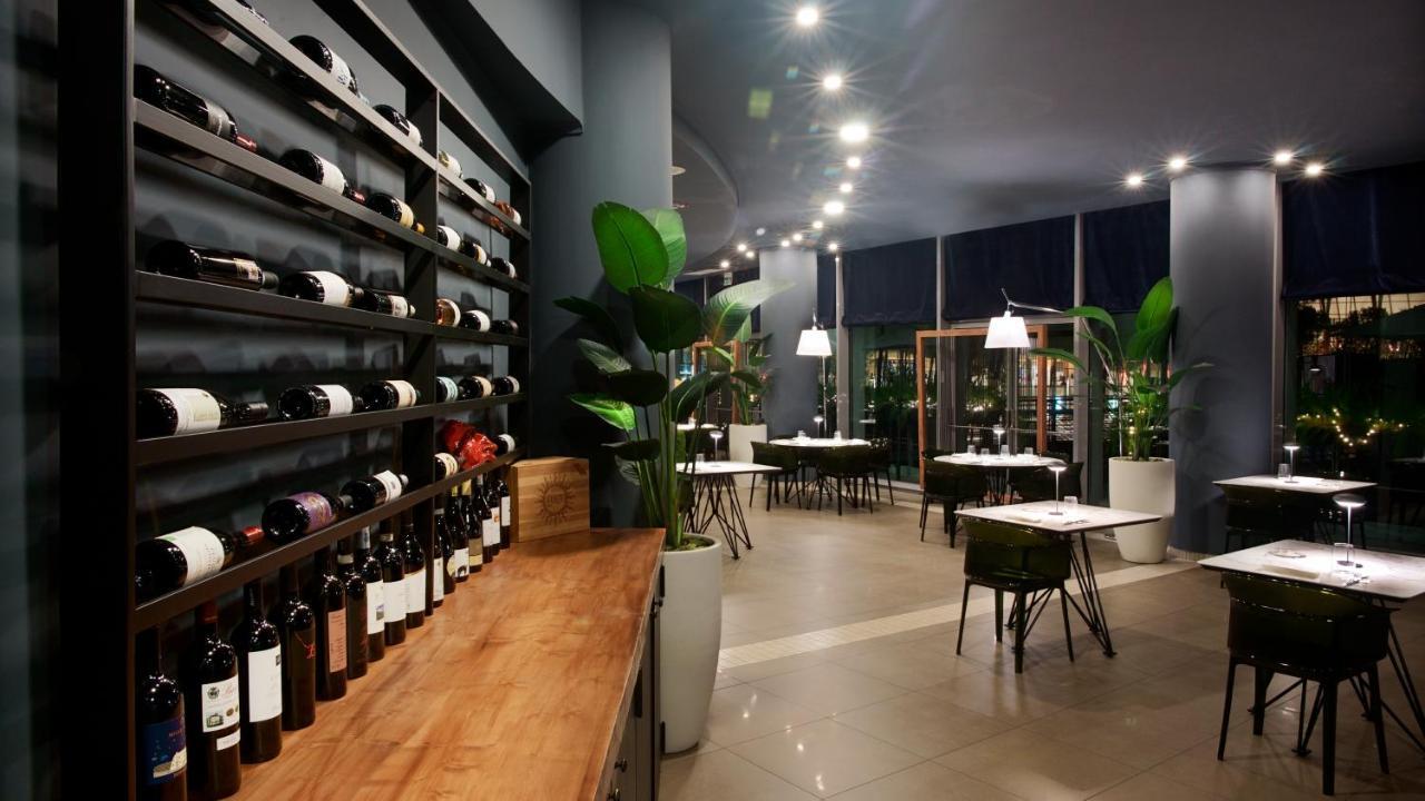Holiday Inn Nola - Naples Vulcano Buono By Ihg Exterior photo